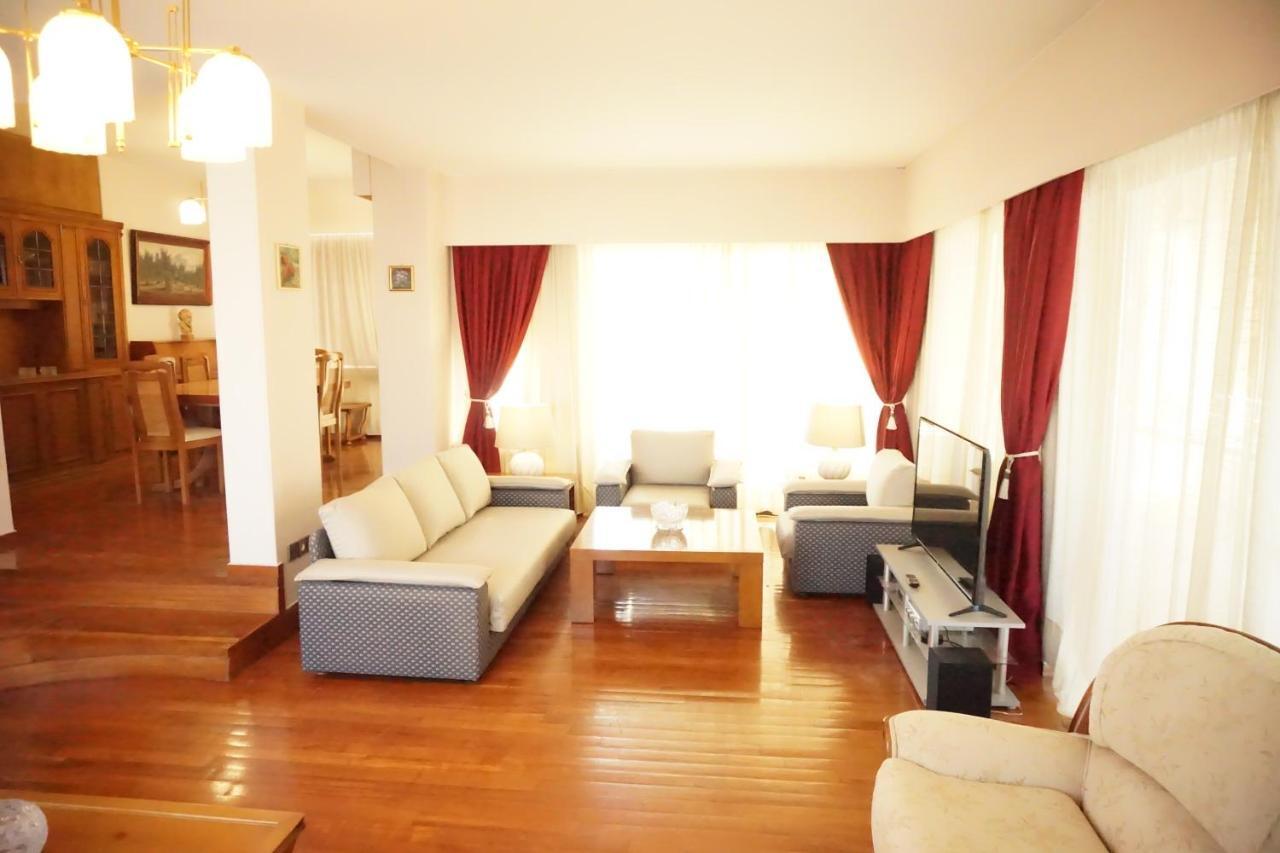 Luxury Athenian Riviera Apartment 135 Sqm At Voula Eksteriør billede