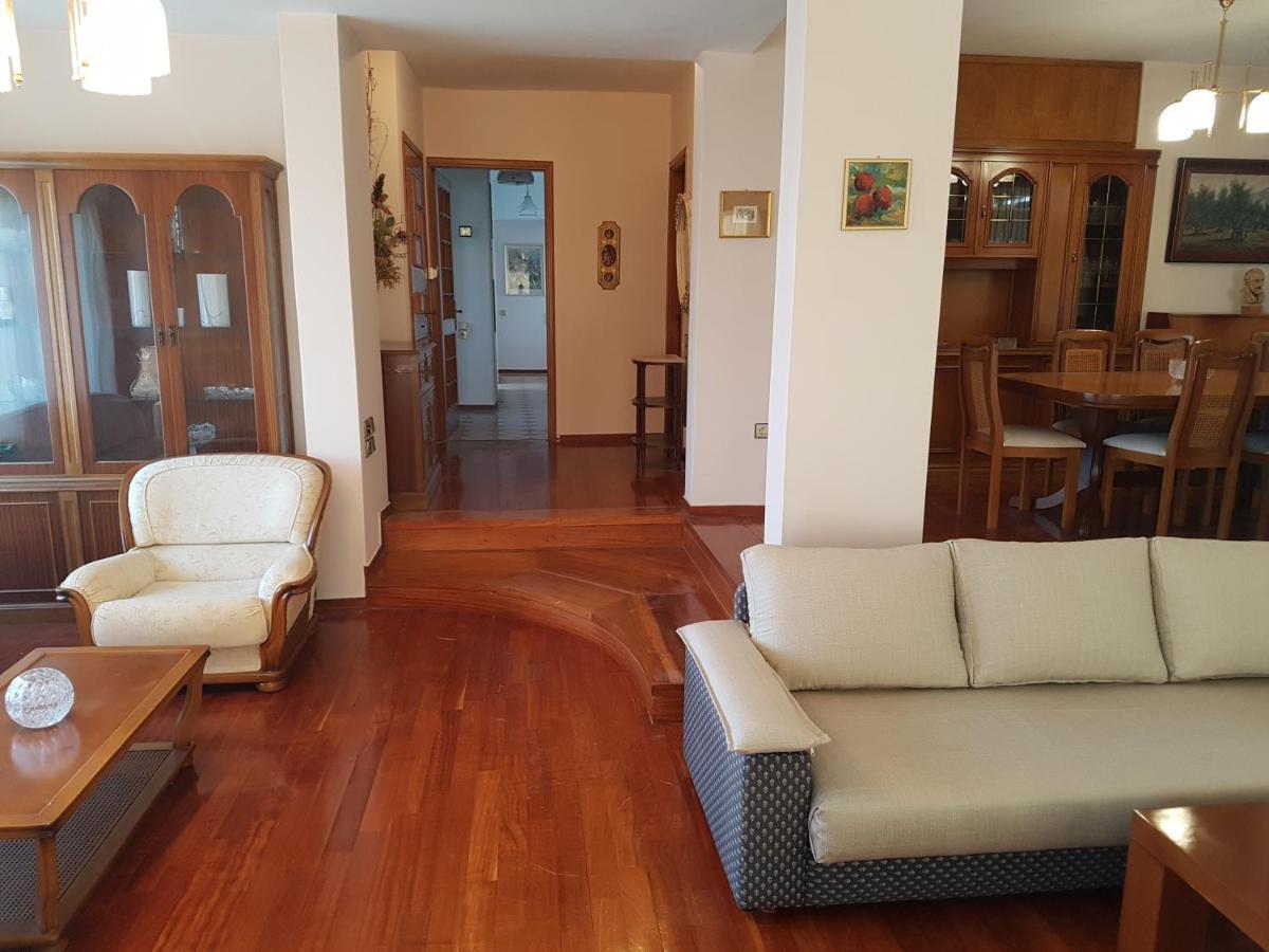 Luxury Athenian Riviera Apartment 135 Sqm At Voula Eksteriør billede