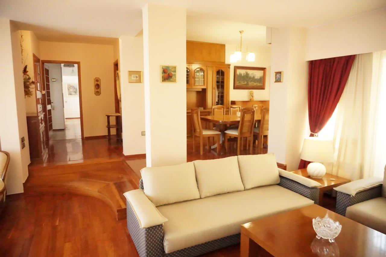 Luxury Athenian Riviera Apartment 135 Sqm At Voula Eksteriør billede